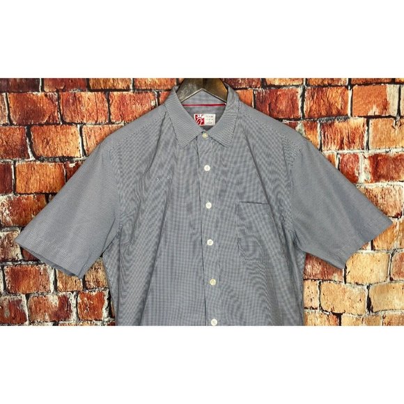 Chick-fil-A CFA Uniform Work Button Front Shirt Men’s Large Navy Blue Plaid Oobe - Picture 1 of 3